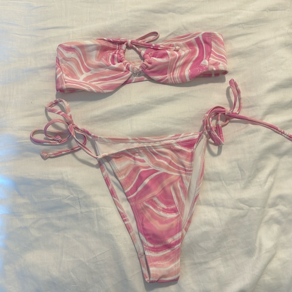 PacSun pink and white bikini size XS